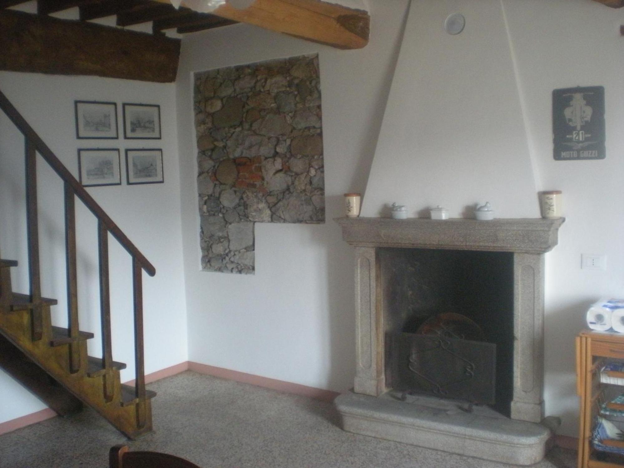 Nel Colle Apartment Valdottavo Bagian luar foto